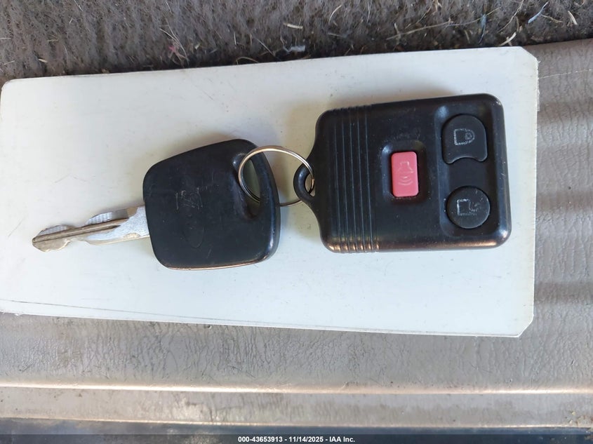 2001 Ford F-150 King Ranch Edition/Lariat/Xlt VIN: 1FTRW08L21KB56339 Lot: 43653913