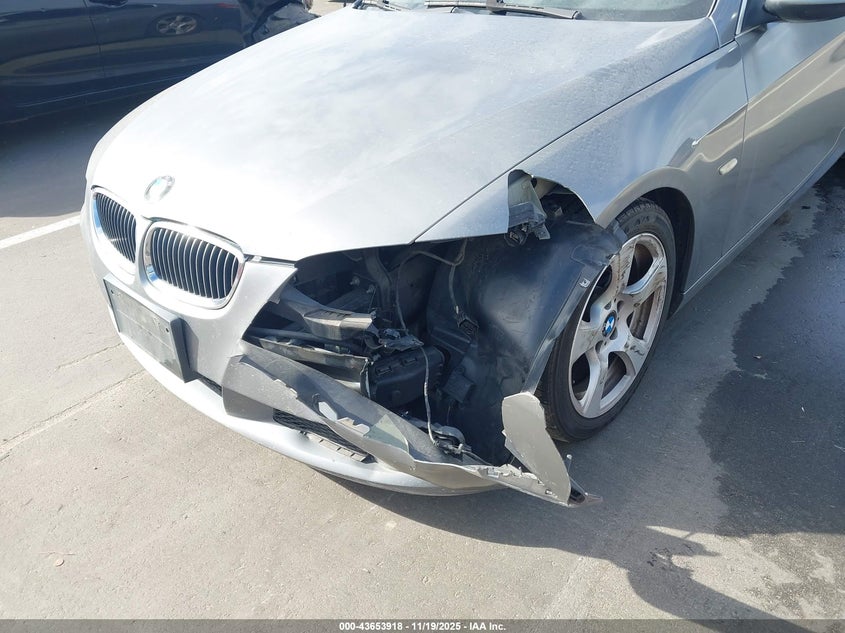 2009 BMW 328I VIN: WBAWR33579P460394 Lot: 43653918