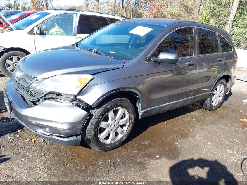 5J6RE4H47BL021186 2011 HONDA CR-V photo no. 2