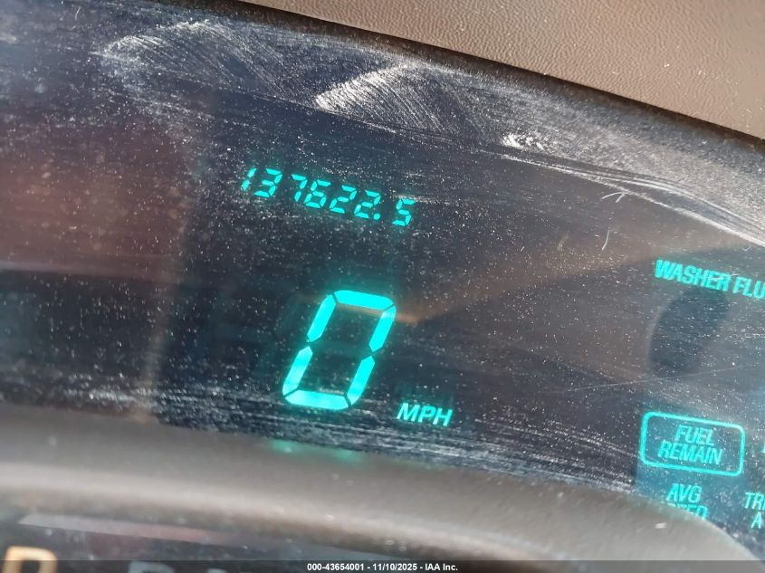 1997 Lincoln Town Car Executive VIN: 1LNLM81W2VY760213 Lot: 43654001