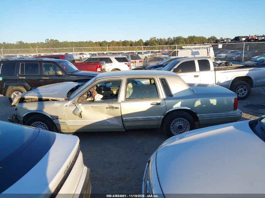 1997 Lincoln Town Car Executive VIN: 1LNLM81W2VY760213 Lot: 43654001