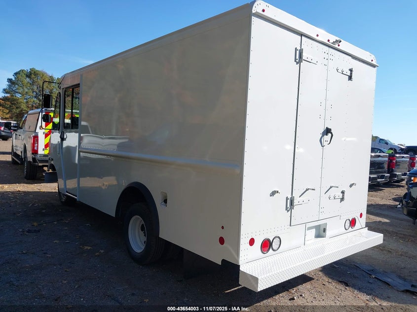1FC3E3KNTTDD19479 2026 FORD ECONOLINE photo no. 3