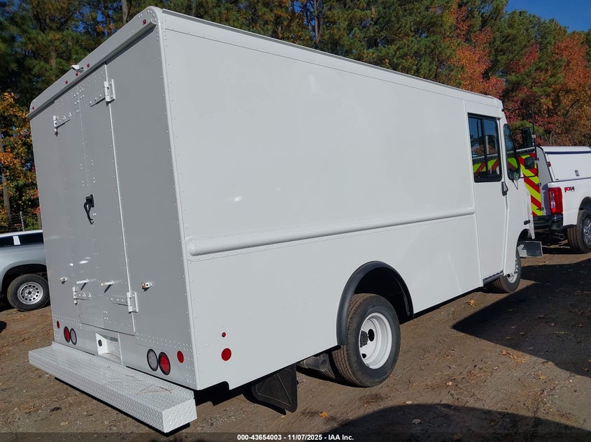 1FC3E3KNTTDD19479 2026 FORD ECONOLINE photo no. 4