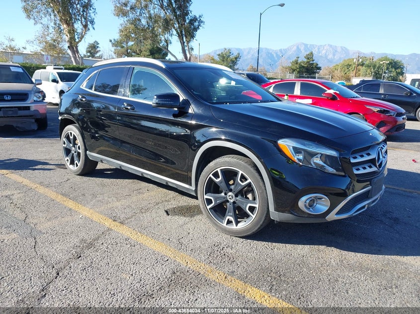 MERCEDES-BENZ GLA-CLASS GLA 250