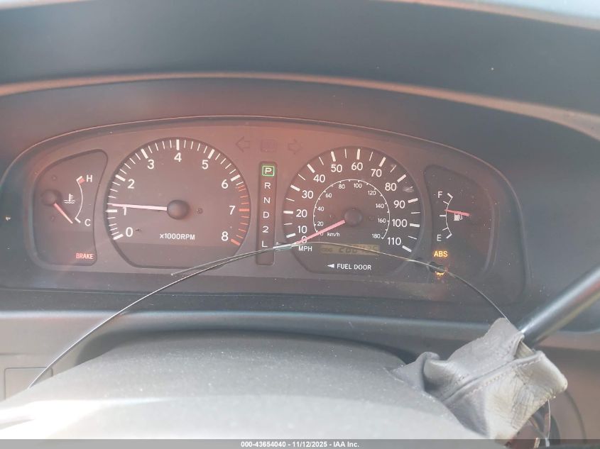 2000 Toyota Sienna Le VIN: 4T3ZF13C4YU224316 Lot: 43654040