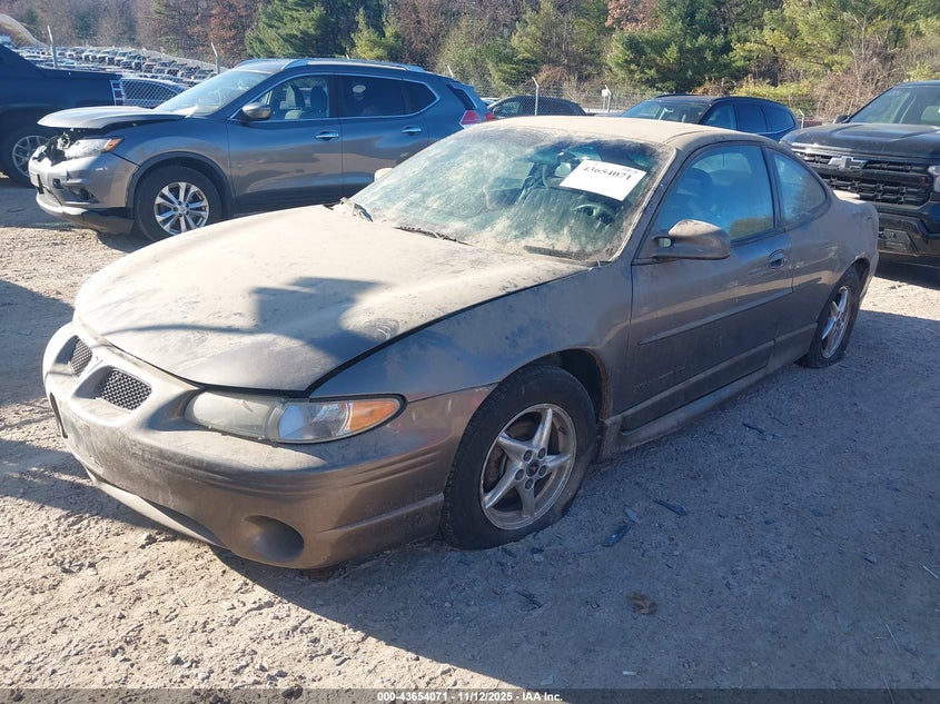 1G2WP12K51F250170 2001 PONTIAC GRAND PRIX photo no. 2