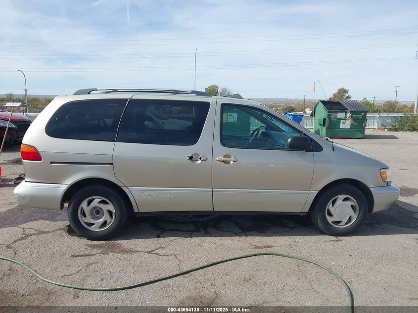 2000 Toyota Sienna Xle VIN: 4T3ZF13C2YU206090 Lot: 43654135