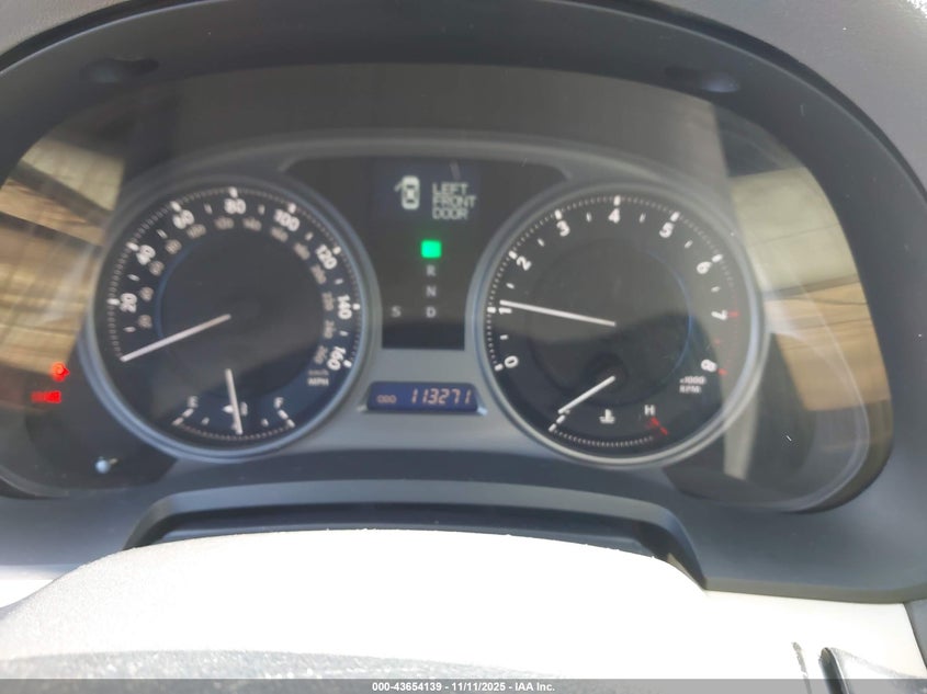 JTHBF5C23A5122789 2010 LEXUS IS photo no. 7