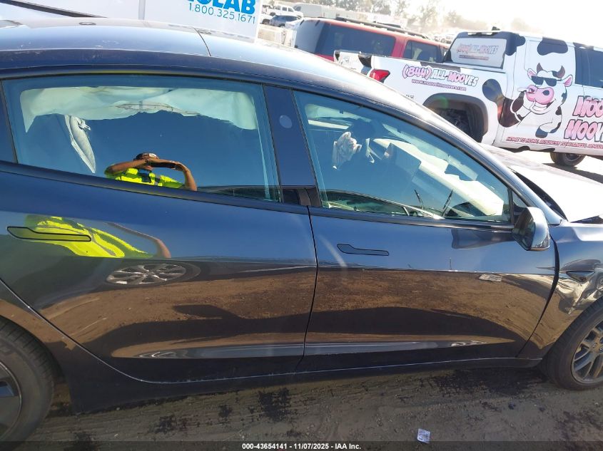 2025 Tesla Model 3 Long Range Rear-Wheel Drive/Standard VIN: 5YJ3E1EA6SF889767 Lot: 43654141