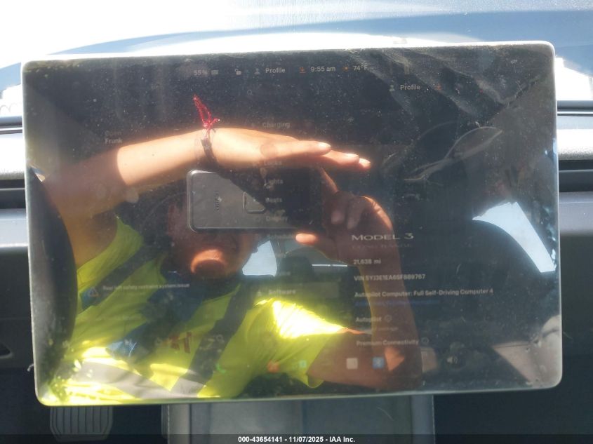 2025 Tesla Model 3 Long Range Rear-Wheel Drive/Standard VIN: 5YJ3E1EA6SF889767 Lot: 43654141