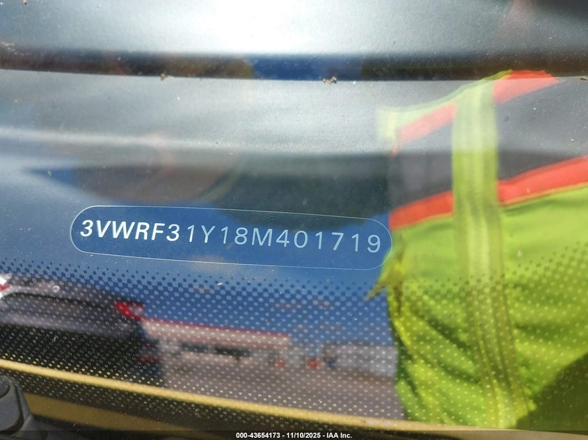 2008 Volkswagen New Beetle Se VIN: 3VWRF31Y18M401719 Lot: 43654173