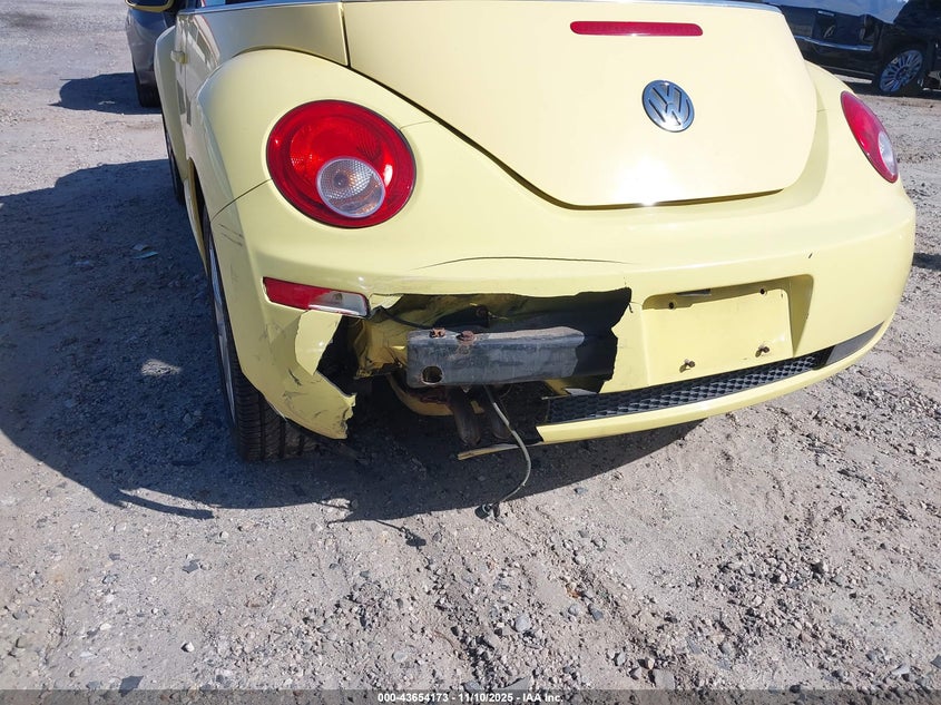 2008 Volkswagen New Beetle Se VIN: 3VWRF31Y18M401719 Lot: 43654173