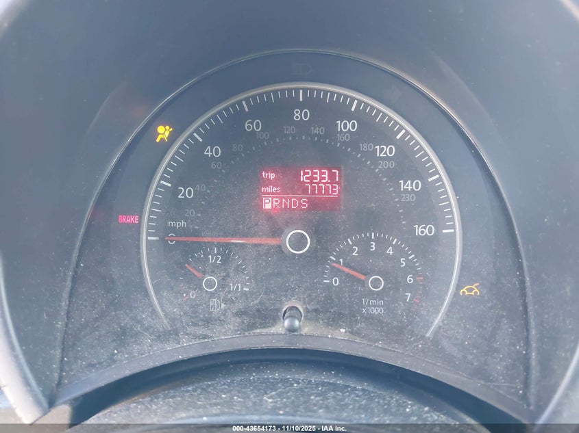 2008 Volkswagen New Beetle Se VIN: 3VWRF31Y18M401719 Lot: 43654173