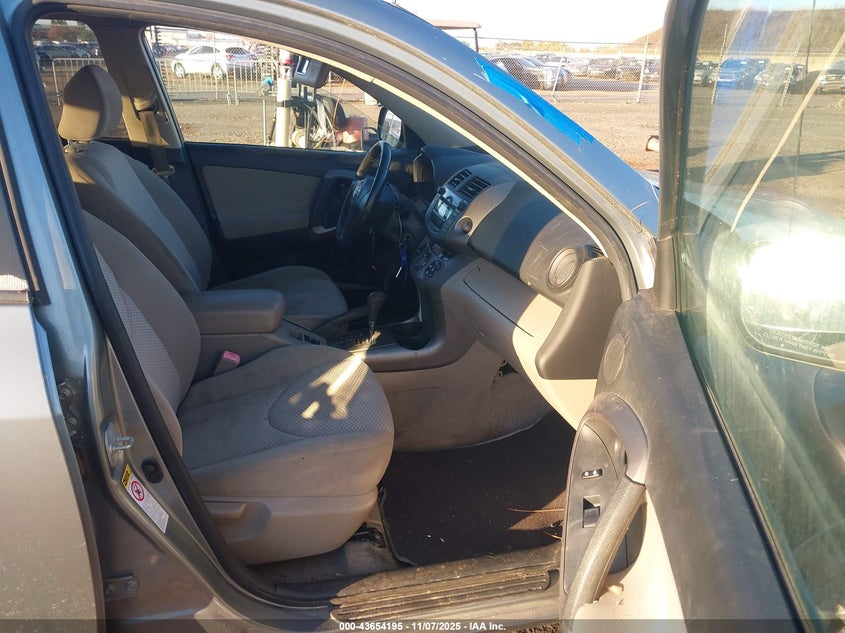 JTMBD31V786058303 2008 TOYOTA RAV 4 photo no. 5