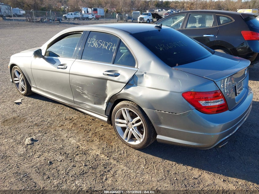 WDDGF8AB2ER313426 2014 MERCEDES-BENZ C-KLASSE photo no. 3