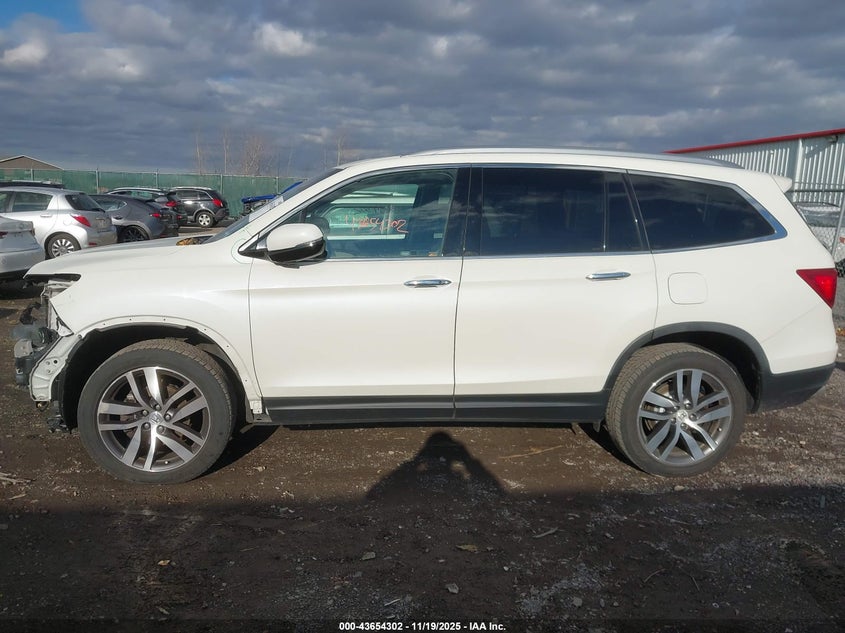 2017 Honda Pilot Touring VIN: 5FNYF6H95HB088046 Lot: 43654302