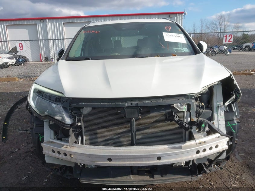 2017 Honda Pilot Touring VIN: 5FNYF6H95HB088046 Lot: 43654302