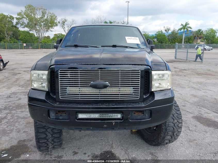 2005 Ford F-350 Lariat/Xl/Xlt VIN: 1FTWW31PX5EC00108 Lot: 43654324