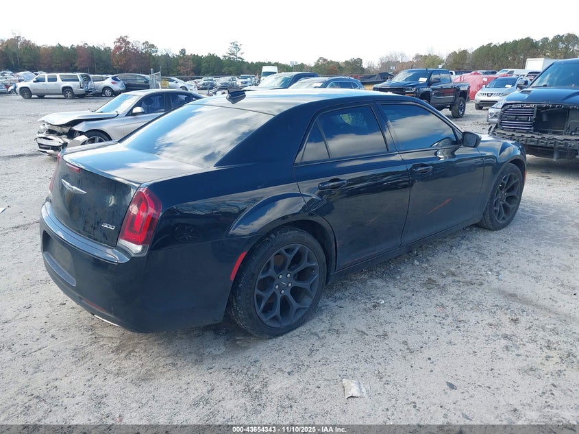 Vin: 2c3ccaag6lh115700, lot: 44149556, chrysler 300 touring 20204