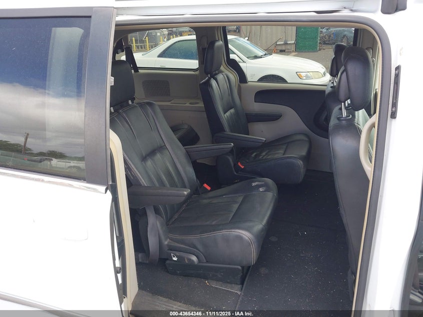 2016 Chrysler Town & Country Touring VIN: 2C4RC1BGXGR157310 Lot: 43654346