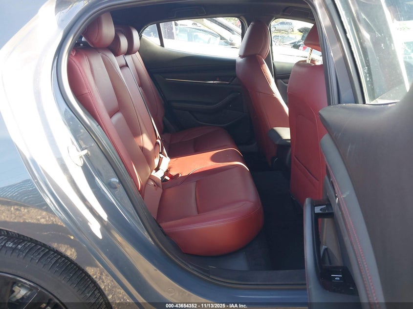 2023 Mazda Mazda3 2.5 S Carbon Edition VIN: JM1BPBLM2P1617760 Lot: 43654352