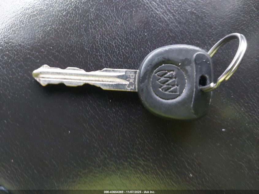 2007 Buick Lacrosse Cxl VIN: 2G4WD582571165456 Lot: 43654369