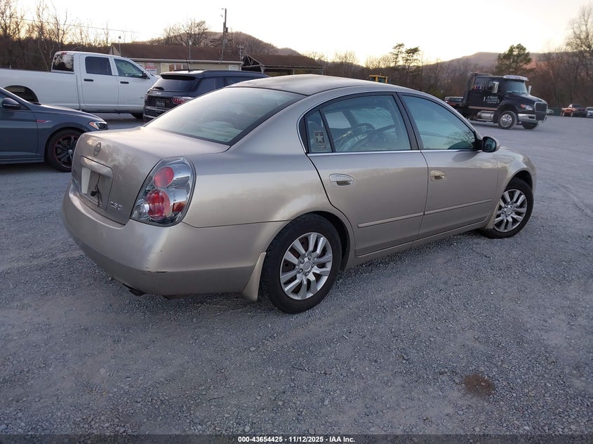 1N4AL11D45C279922 2005 NISSAN ALTIMA photo no. 4