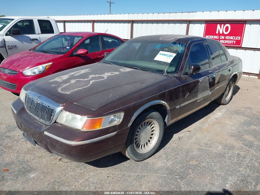 2MEFM75W31X686511 2001 MERCURY GRAND MARQUIS photo no. 2