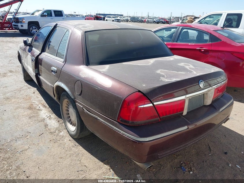 2MEFM75W31X686511 2001 MERCURY GRAND MARQUIS photo no. 3