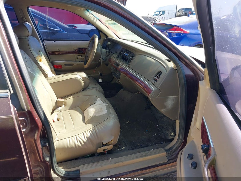 2MEFM75W31X686511 2001 MERCURY GRAND MARQUIS photo no. 5