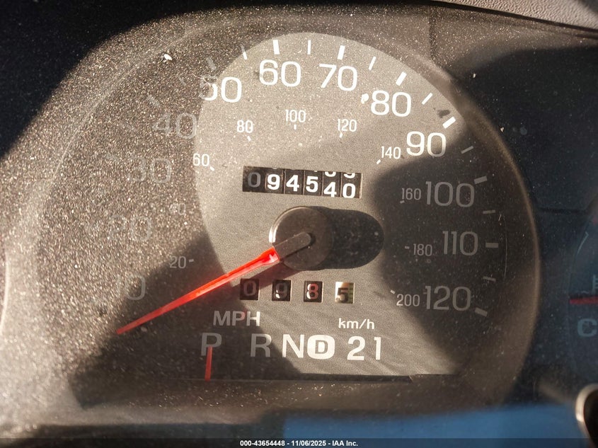 2MEFM74W35X644704 2005 MERCURY GRAND MARQUIS photo no. 7