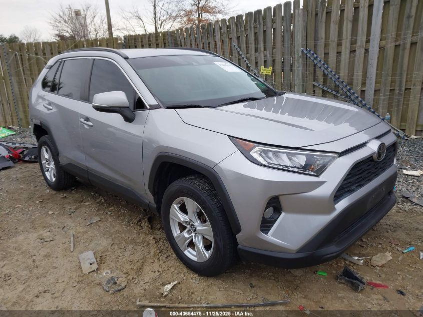 TOYOTA RAV4 XLE