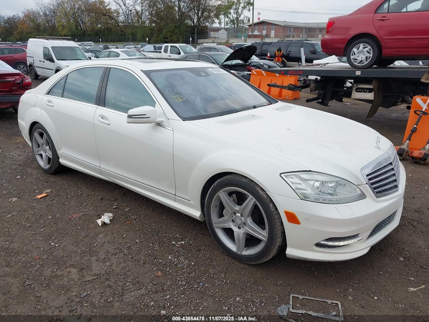 MERCEDES-BENZ S-CLASS S 550