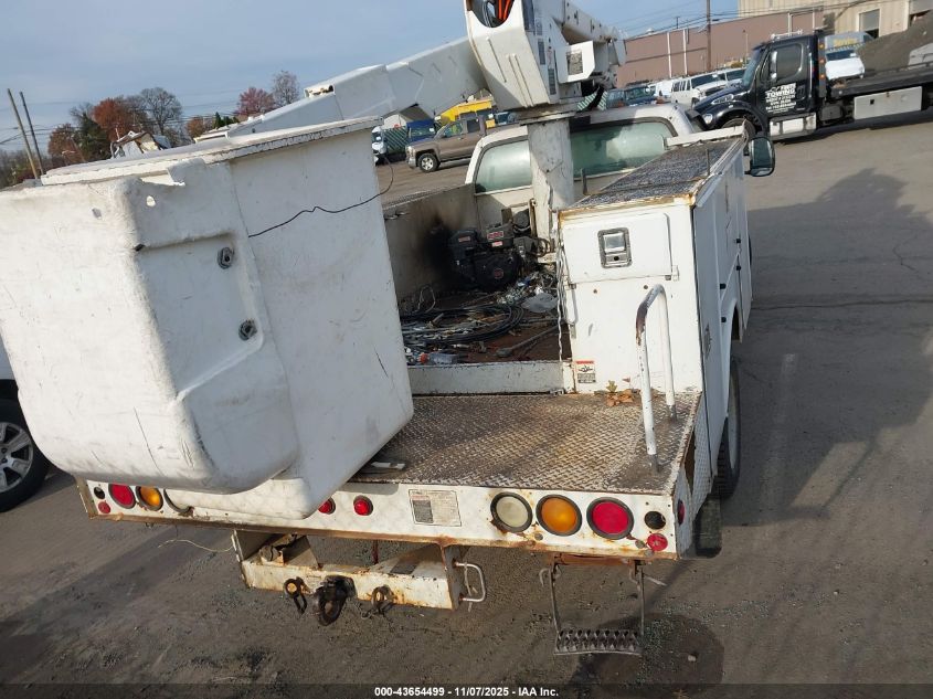 2003 Ford F-550 Xl/Xlt VIN: 1FDAF56PX3ED73828 Lot: 43654499