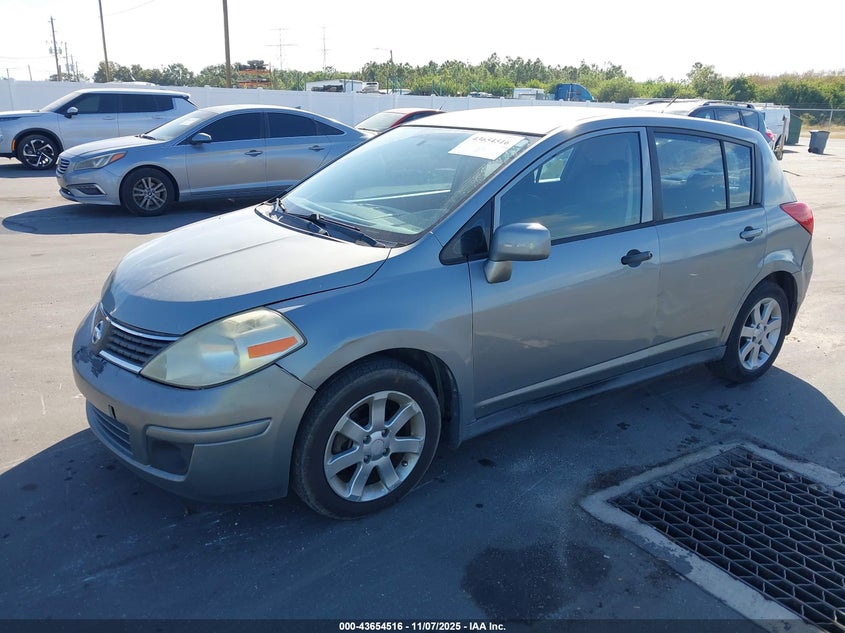 3N1BC13E68L396305 2008 NISSAN VERSA photo no. 2