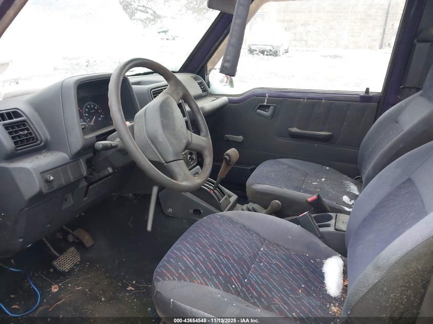 2CNBJ1869S6944194 1995 GEO TRACKER photo no. 13