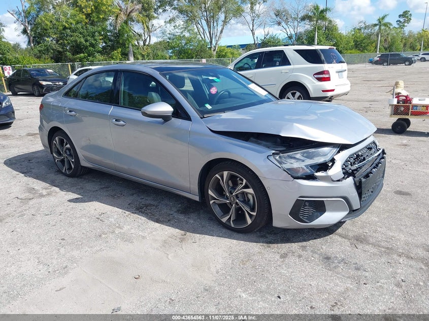 AUDI A3 PREMIUM 40 TFSI FRONT-WHEEL DRIVE S TRONIC