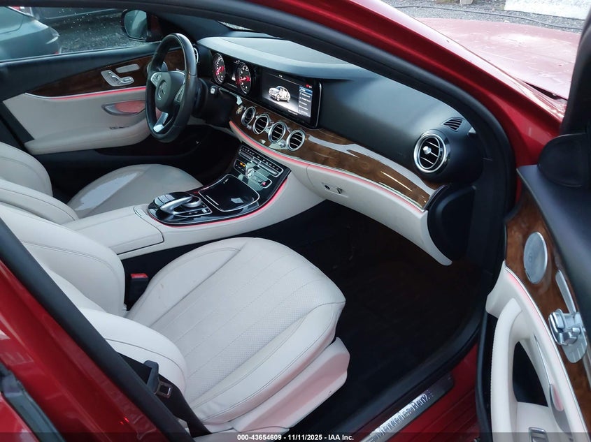 2017 MERCEDES-BENZ E 300 WDDZF4JB8HA082293