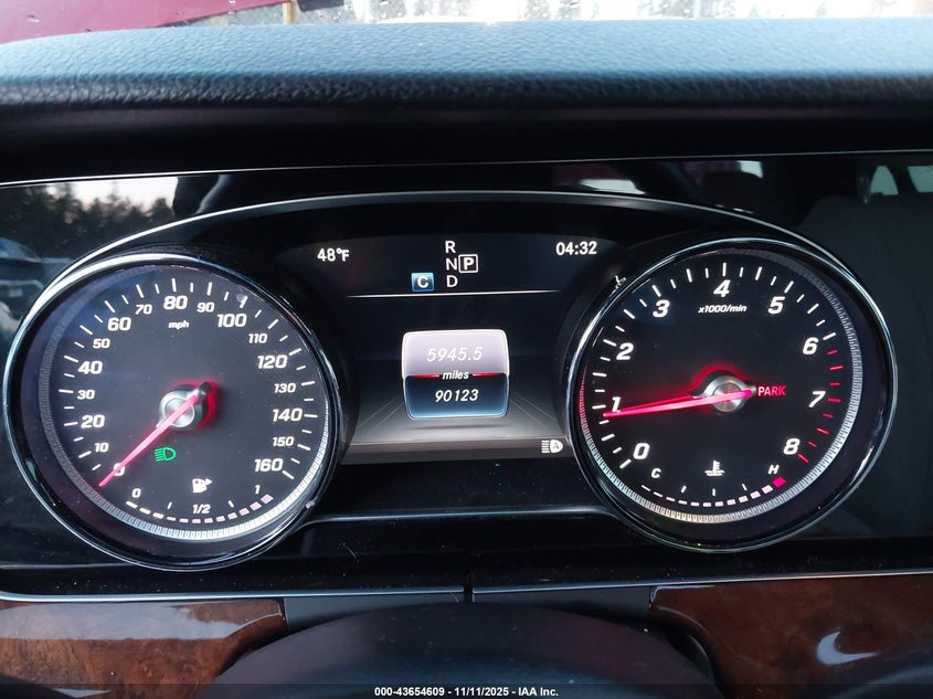 2017 MERCEDES-BENZ E 300 WDDZF4JB8HA082293