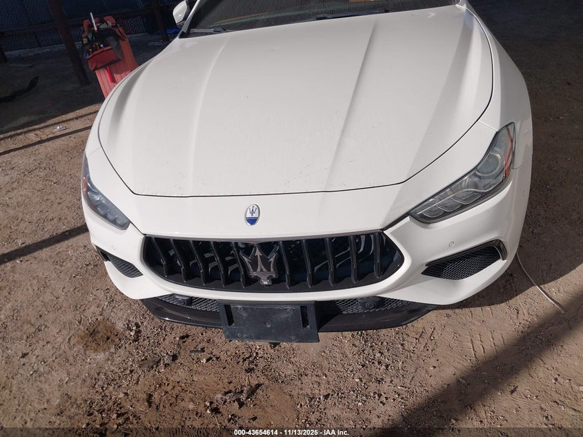 2022 Maserati Ghibli Modena VIN: ZAM57YSM5N1390946 Lot: 43654614