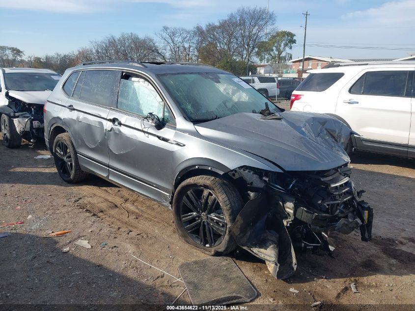VOLKSWAGEN TIGUAN 2.0T SE R-LINE BLACK