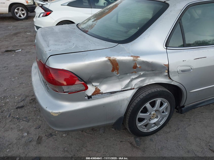 JHMCG567X2C024266 2002 HONDA ACCORD photo no. 6