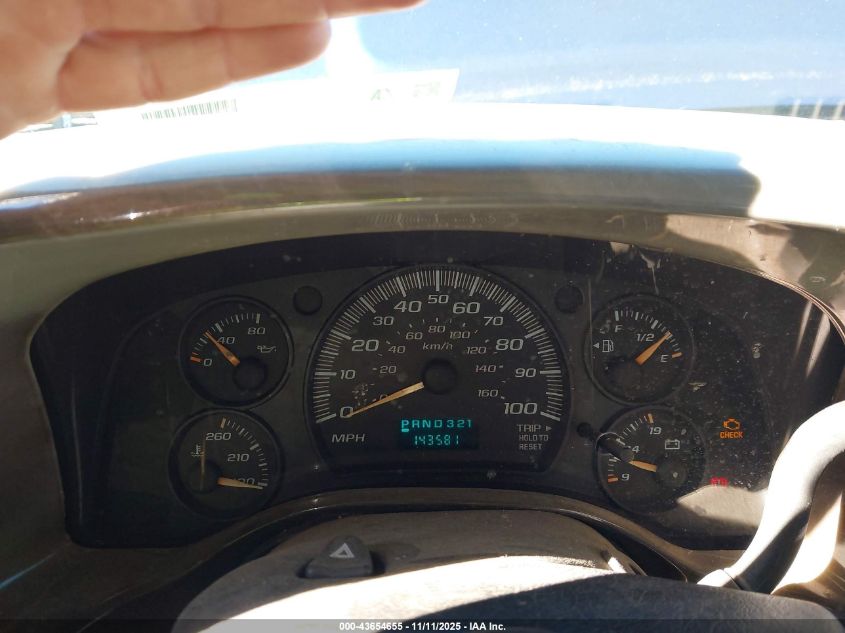 2003 Chevrolet Express Upfitter VIN: 1GBFG15T831235909 Lot: 43654655