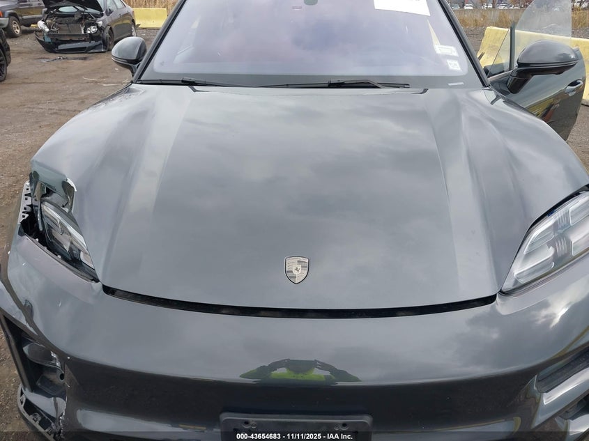 2025 Porsche Macan Electric Turbo VIN: WP1AC2XA3SL175166 Lot: 43654683