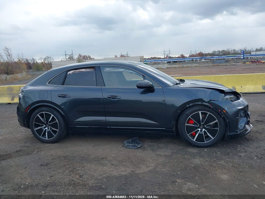 2025 Porsche Macan Electric Turbo VIN: WP1AC2XA3SL175166 Lot: 43654683