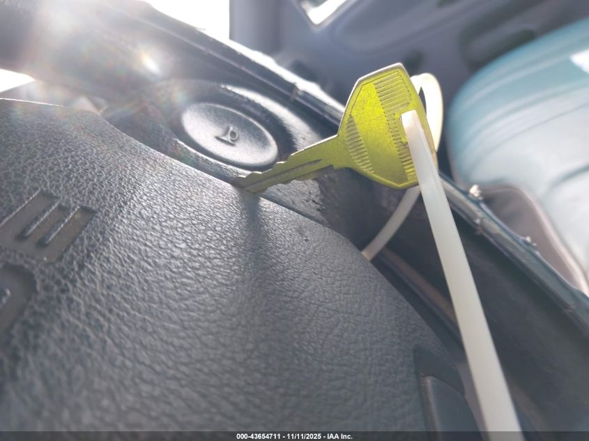 1997 Dodge Ram 2500 Lt VIN: 1B7KC26ZXVJ549353 Lot: 43654711