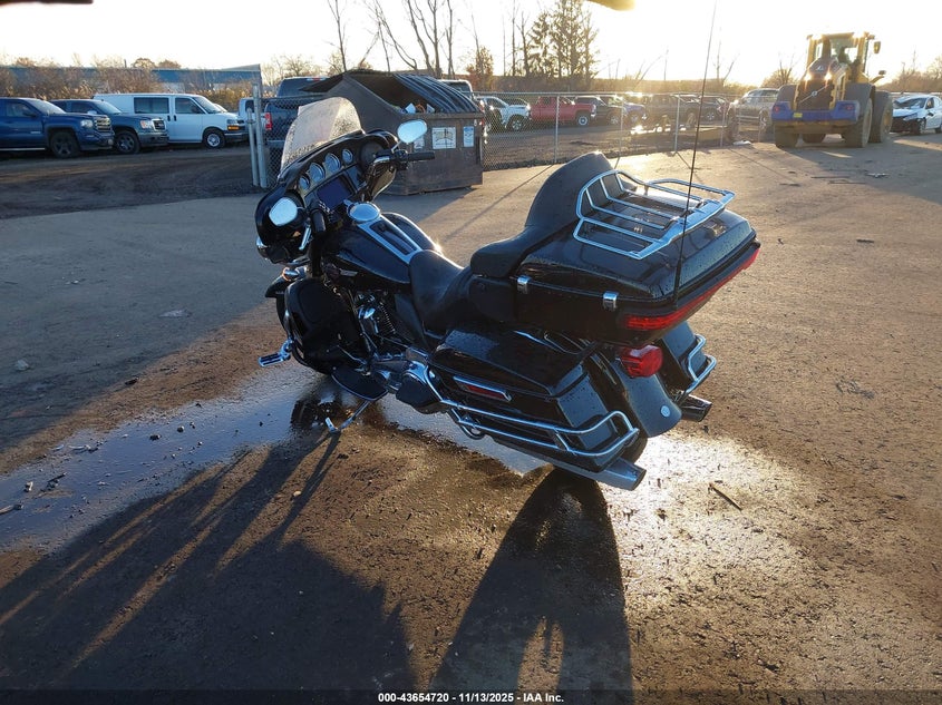 1HD1KEF17PB679211 2023 HARLEY-DAVIDSON ELECTRA GLIDE photo no. 3