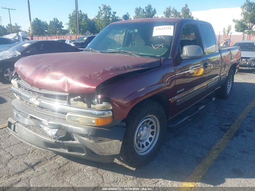 2GCEC19VX11406391 2001 CHEVROLET SILVERADO photo no. 2