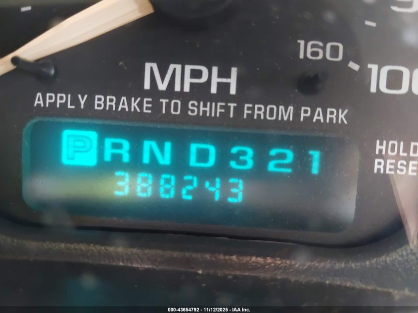 2002 Chevrolet Suburban 1500 Ls VIN: 1GNEC16Z92J173609 Lot: 43654792