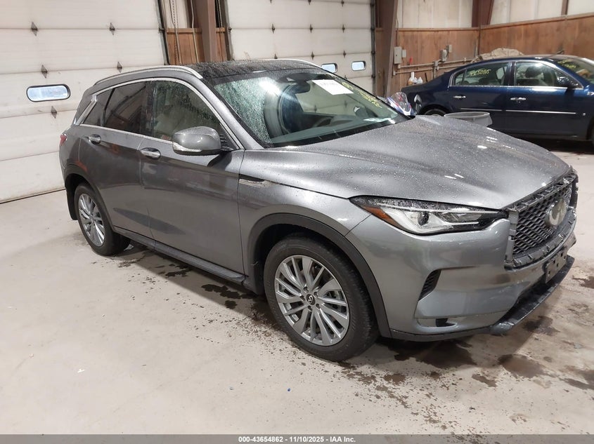 INFINITI QX50 LUXE AWD